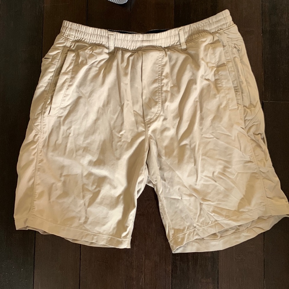 Birddog Hybird Shorts for golf, working out, or casual wear. BOOM Larges! Tan